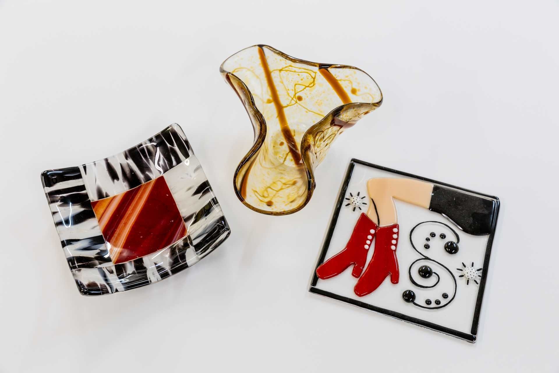 Inspiring Art Showcase Paradise Pottery & Art Studio